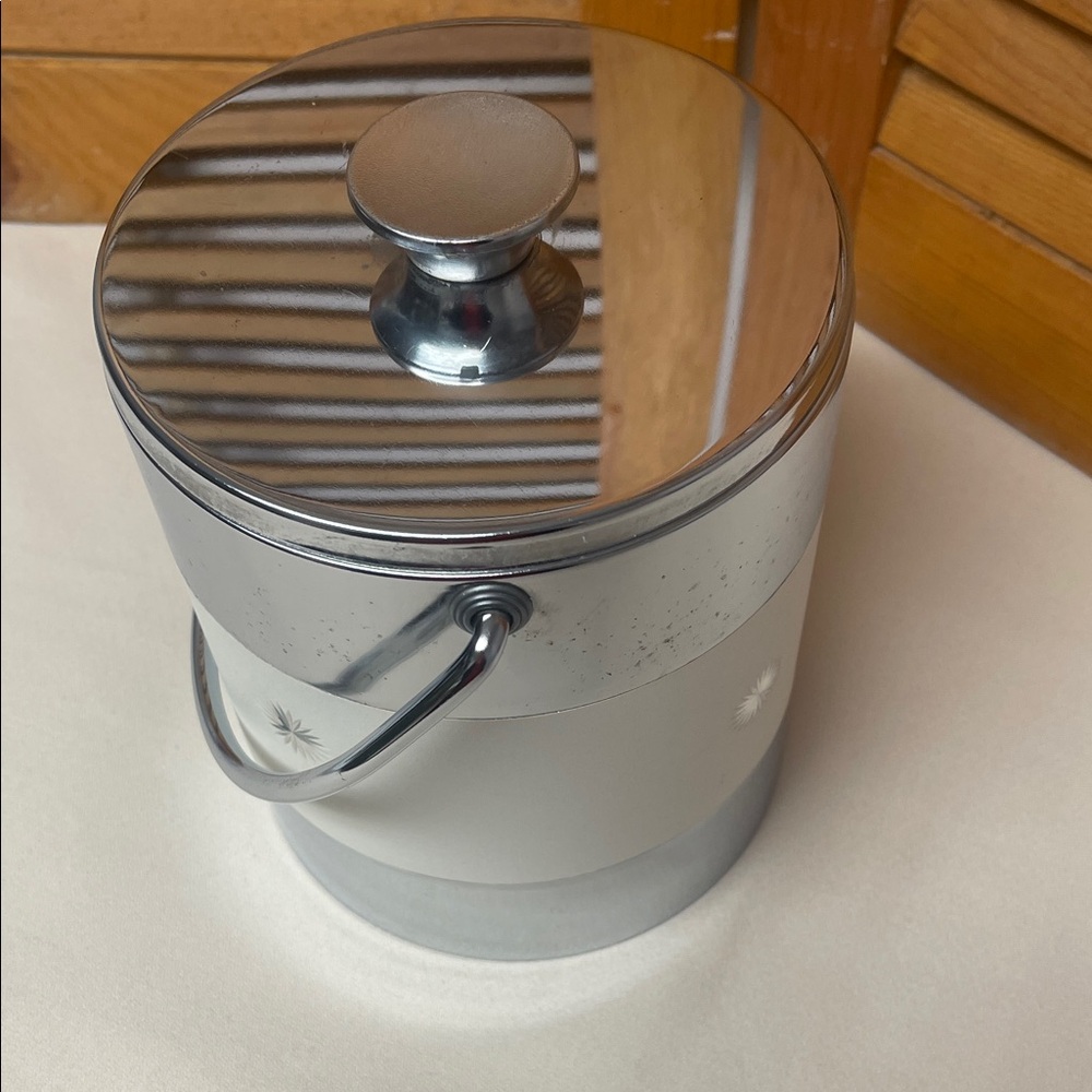 Mid Century Modern, Vintage Silver and White Ice Bucket - Picture 2 of 16